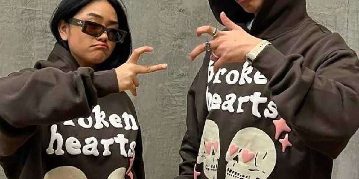 What Makes a Broken Planet Hoodie Stylish in 2025