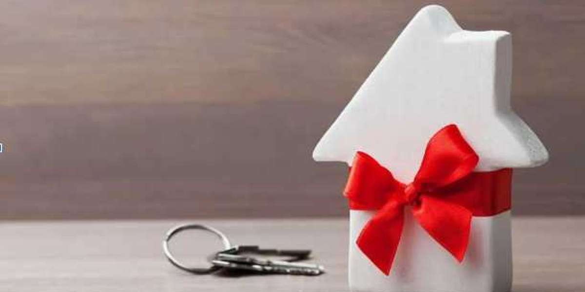 Can Expats Apply for a Gift Transfer of Property in Dubai?