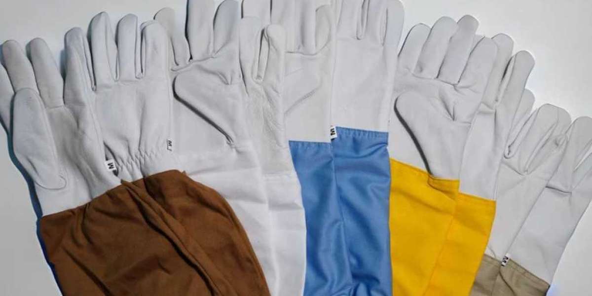 How Beekeeping Gloves Protect Your Hands During Hive Inspections