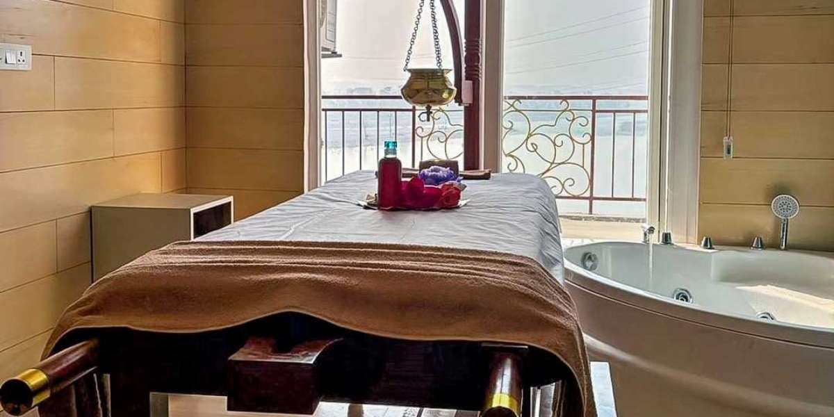 Plan Your New Year Getaway in Rishikesh – Exclusive Packages at Neeraj Ganga Rajmahal