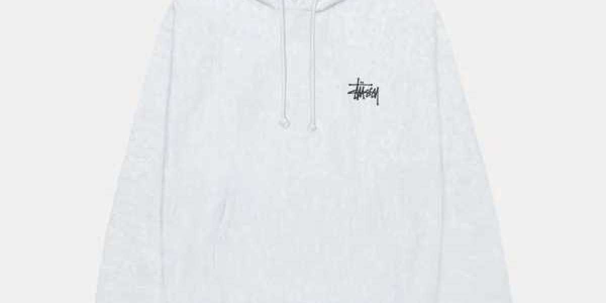 Stüssy vs Modern Streetwear Brands: Who Really Wins?