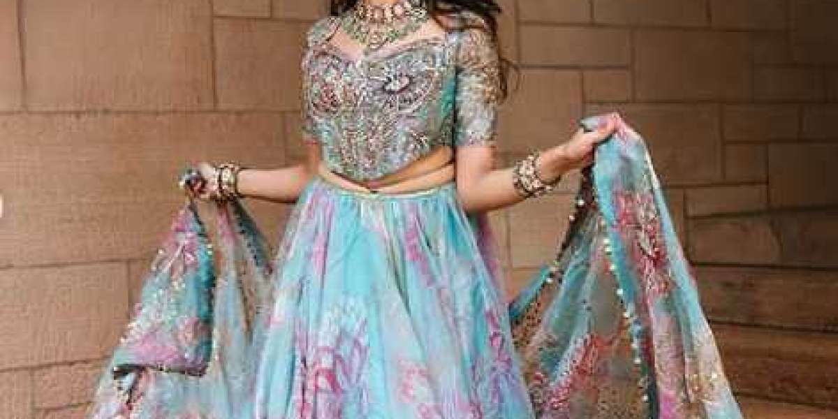 Dubai Pakistani Call Girls – Elegant & Professional Companions