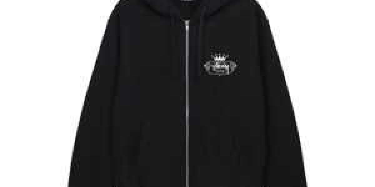 Stussy: The Streetwear Brand That Changed Global Fashion Forever